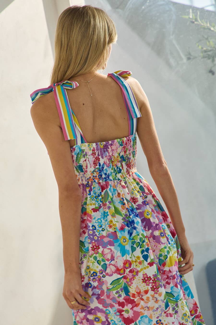Oddi - Spring bloom Midi Dress