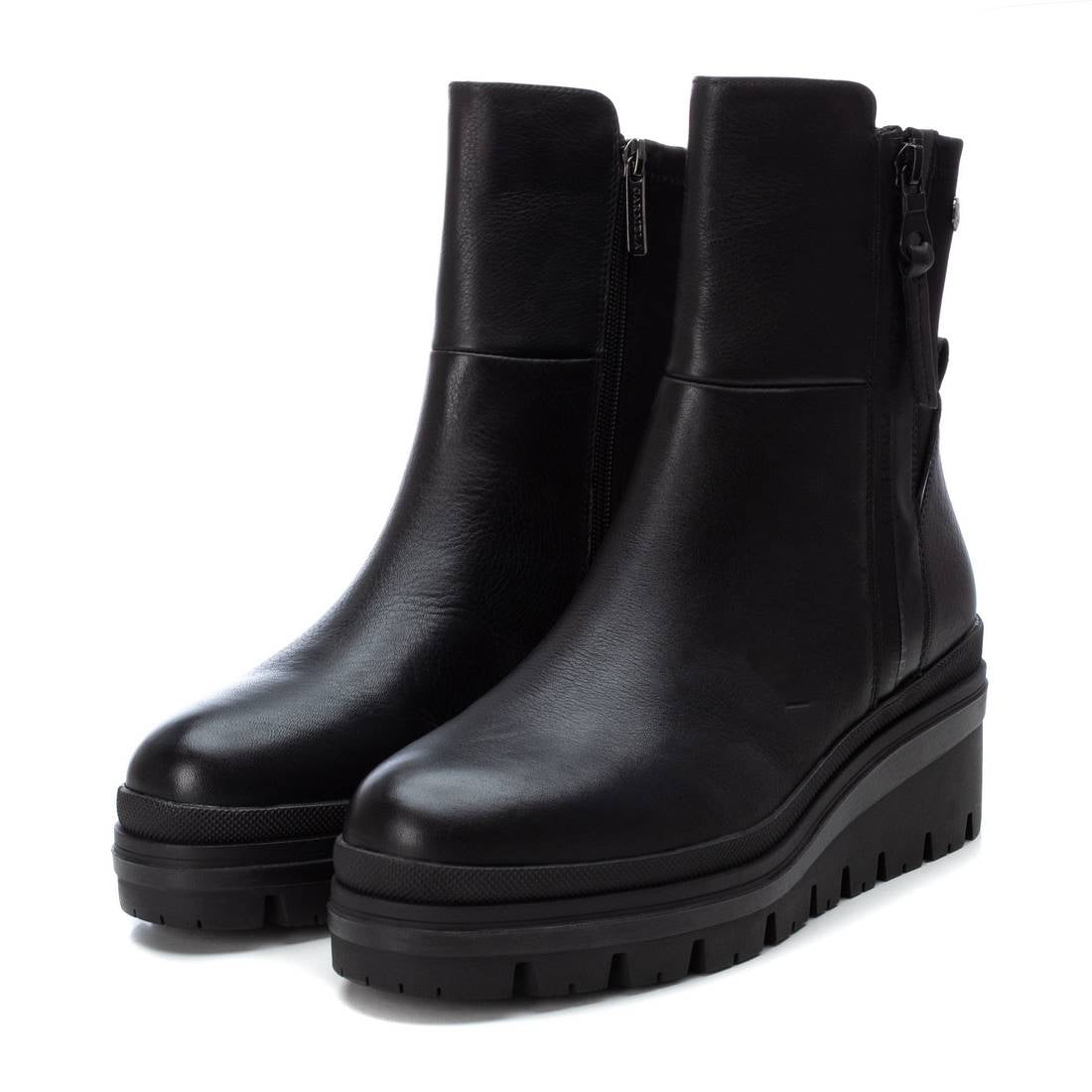 Carmela 160924 Wedge Boot - Black