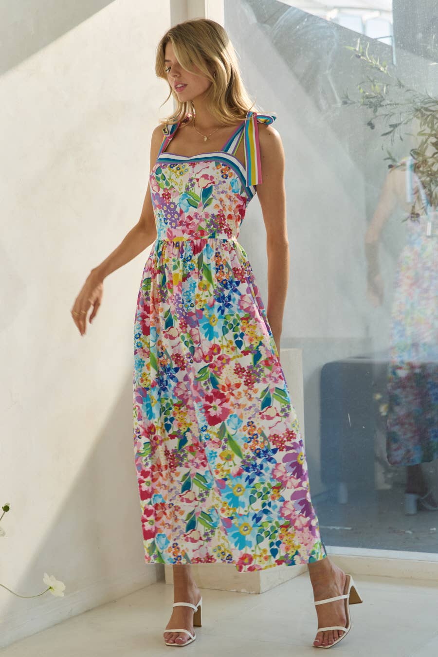 Oddi - Spring bloom Midi Dress