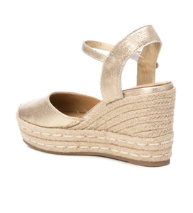 Carmela 161626 Leather Wedge - Gold