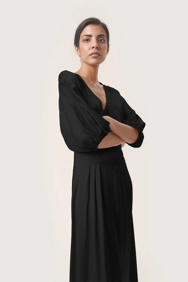 SLEVITA DRESS - Black